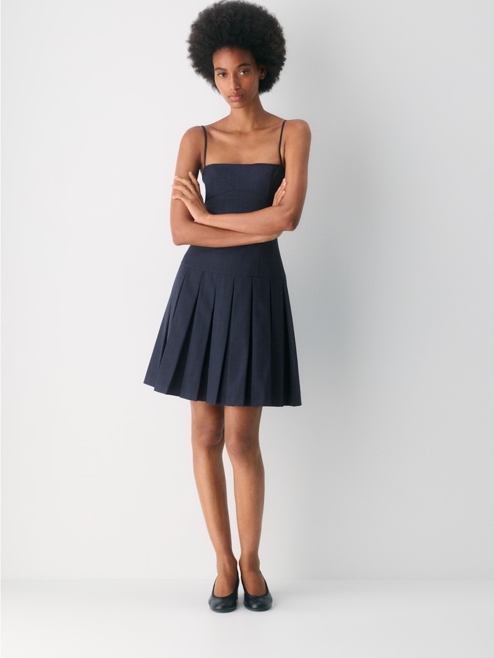 Aritzia Sunday Best Pleated Sleeveless Mini Dress NWT Size 2 Chic Preppy 90s